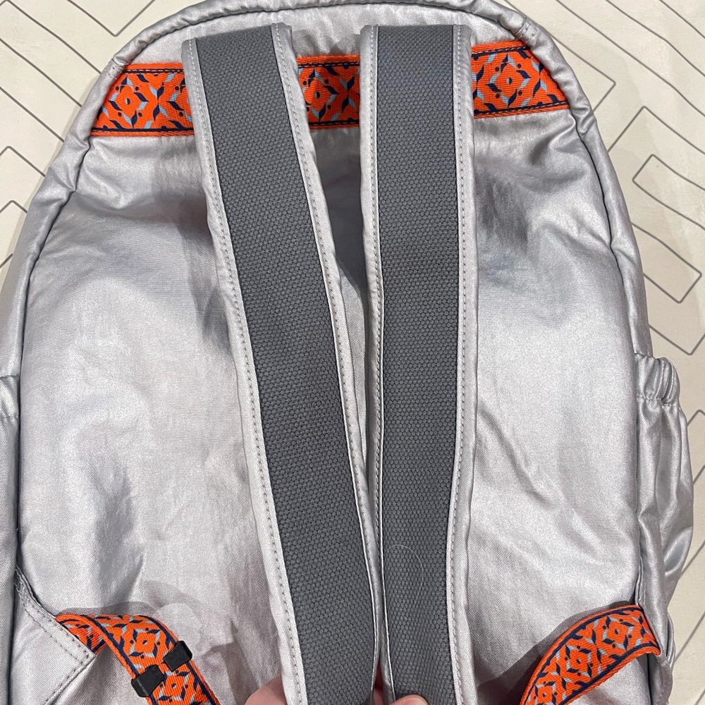 Kipling Disney Olaf Backpack - Picture 12 of 16